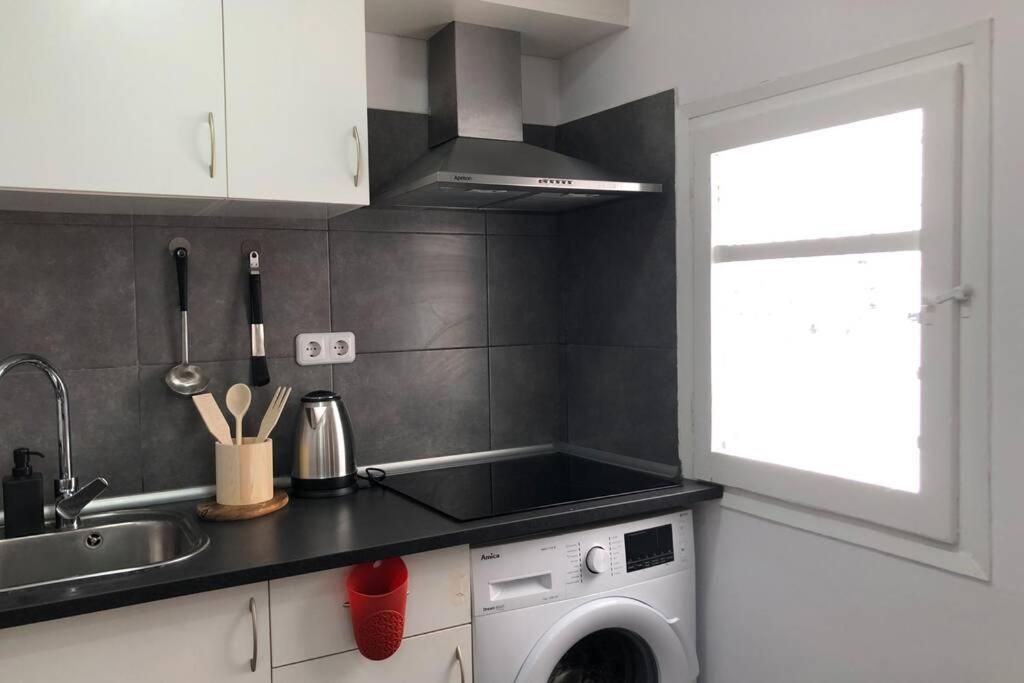 Apartamento M4 Cool Terrace. 1 Min To Metro. 15 Min To Center Esplugues de Llobregat Exterior foto