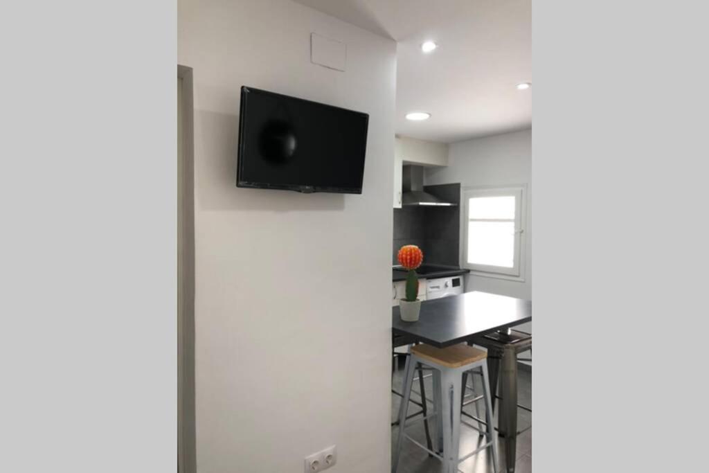 Apartamento M4 Cool Terrace. 1 Min To Metro. 15 Min To Center Esplugues de Llobregat Exterior foto